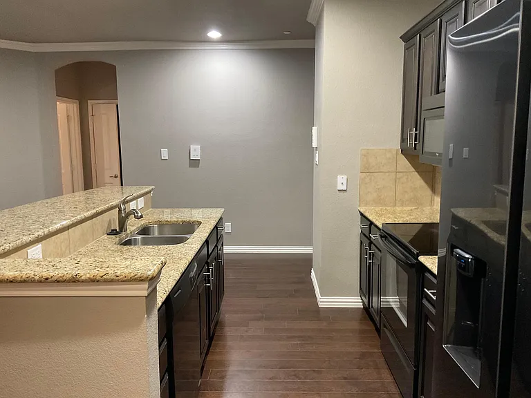 1025 W 10th St #2205 — Photo 9