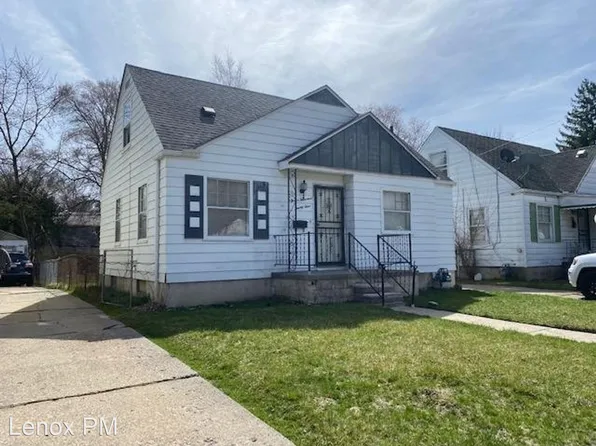 12024 Rossiter St, Grosse Pointe, MI 48224