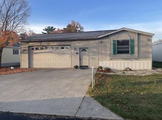 1806 Rails End Blvd, Caro, MI 48723