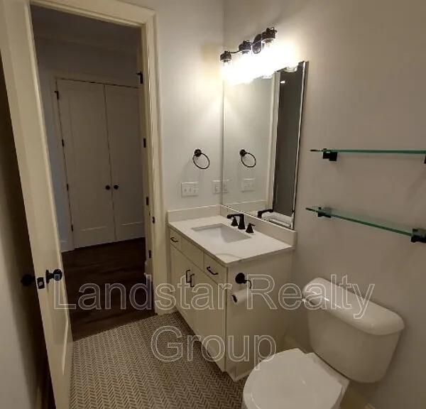 10514 Meeting St #201 — Photo 10
