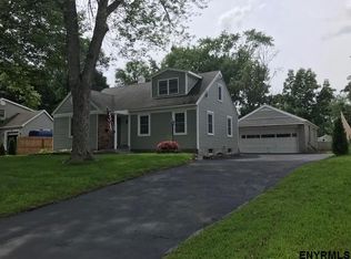 8 Bertha Ter, Loudonville, NY 12211