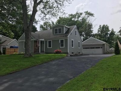8 Bertha Ter, Loudonville, NY, 12211
