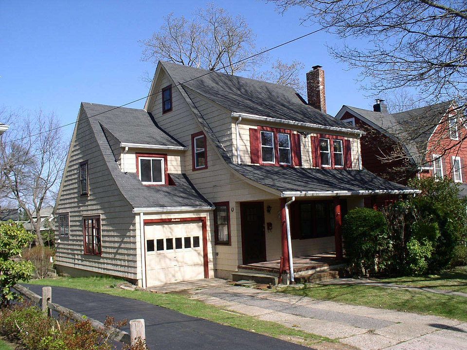 1st image of 14 Bursley Pl