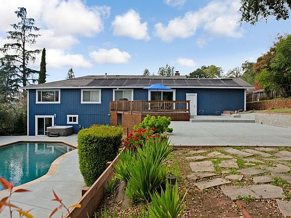 2nd image of 1818 San Ramon Way