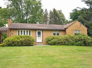 100 Aqua Dr, Pittsburgh, PA 15238