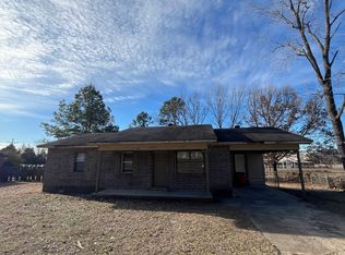 2105 Military Dr, Dardanelle, AR 72834
