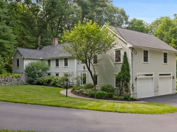 42 Cutler Rd, Andover, MA 01810