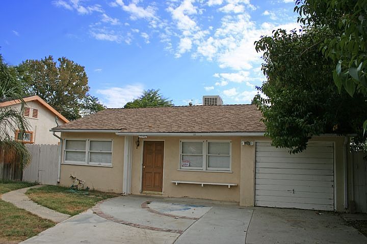 1st image of 22142 Wyandotte St