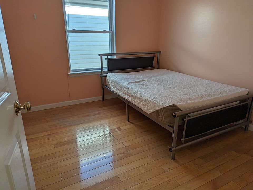 2nd image of 126 Laidlaw Ave