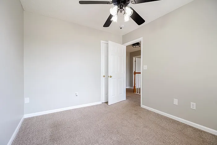 112 W Celestial Dr — Photo 8