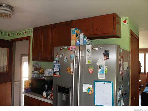 3rd image of 189 Diane Dr