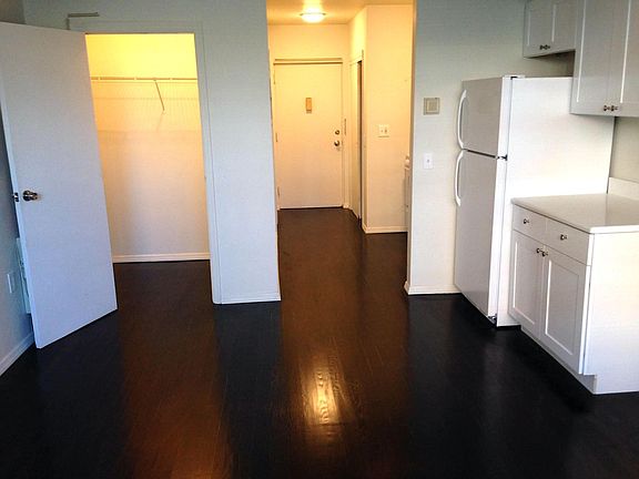 2nd image of 407 7th Ave APT 2