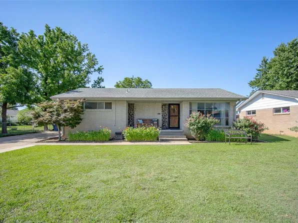 1005 Cherokee Pl, Lindsay, OK 73052