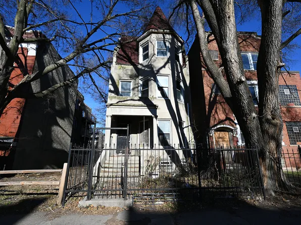 1450 E 66th Pl, Chicago, IL 60637