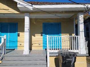 8411 Apple St, New Orleans, LA 70118