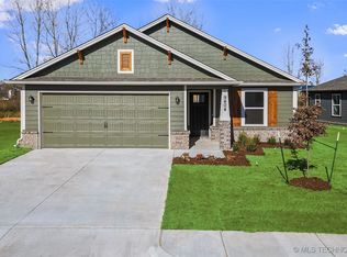9404 N 115th East Ave, Owasso, OK 74055