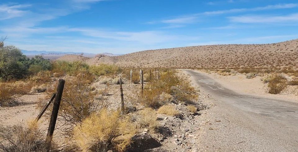 1st image of Gold Butte Rd