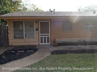 1703 S Walnut St APT 1, Georgetown, TX 78626