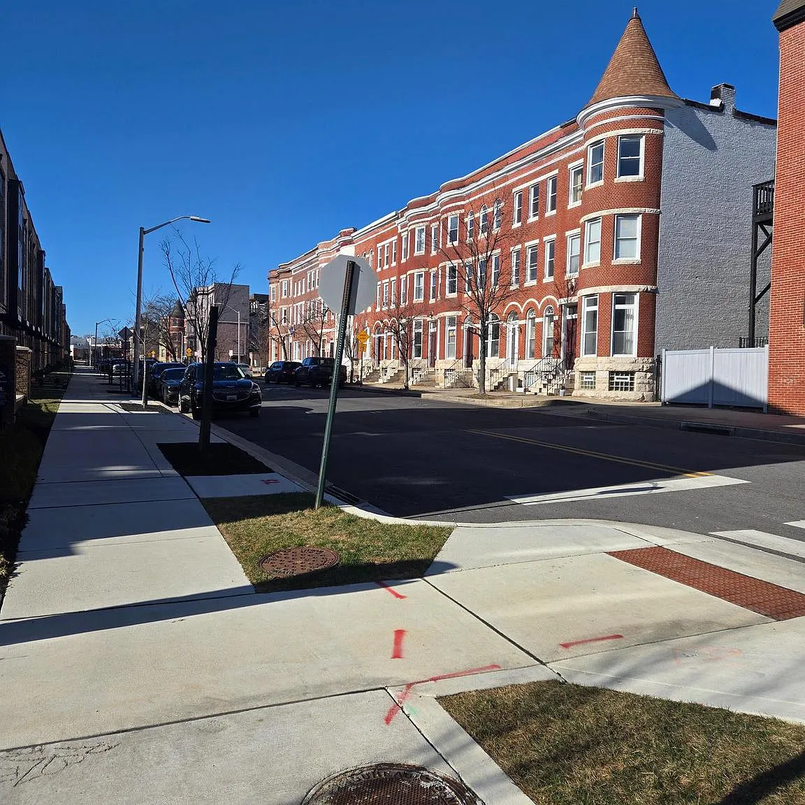 1 bed, 1.0 bath, 850 sqft, $2,000 — Photo 3