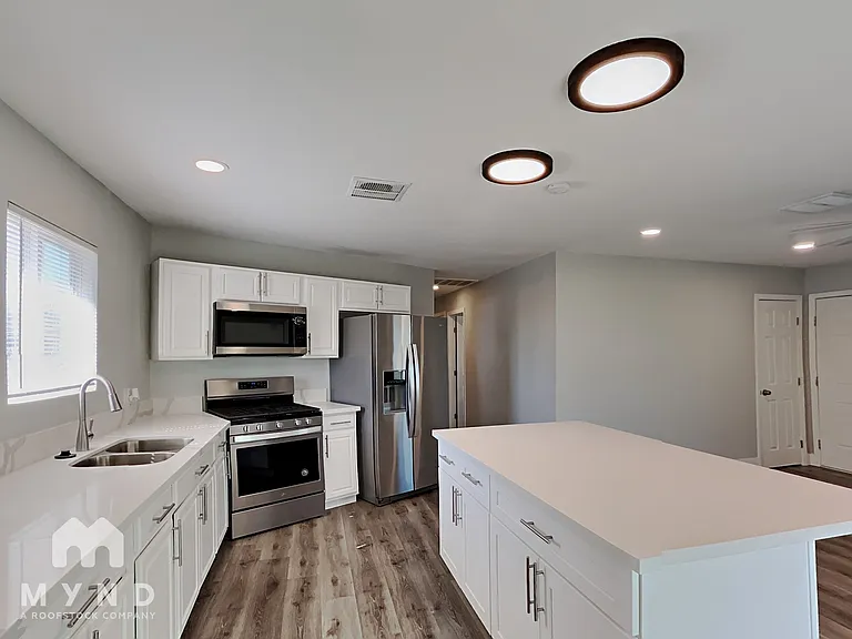 5494 Northridge Ln — Photo 6