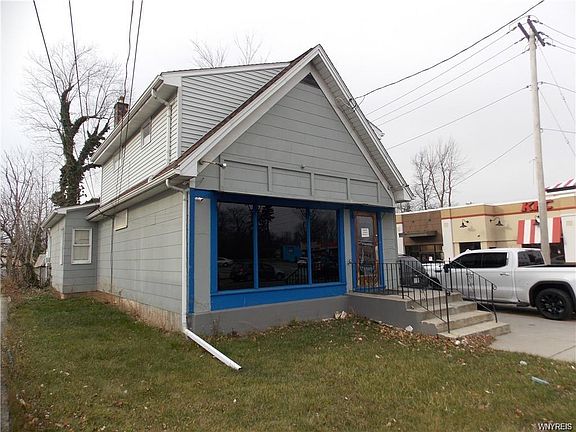 2nd image of 3950 Bailey Ave