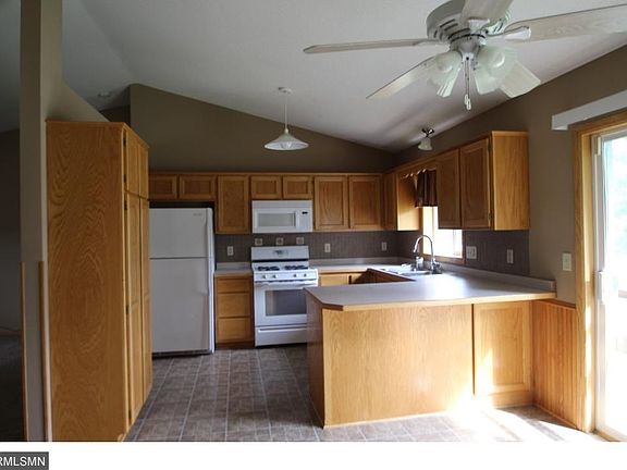 3rd image of 23071 Guarani St NW