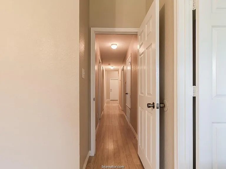936 Whitewing Ln — Photo 19