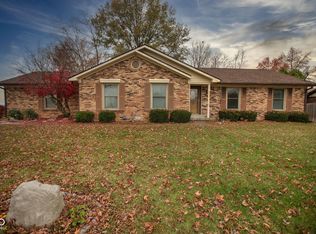 2980 S Sunrise Dr, New Palestine, IN 46163
