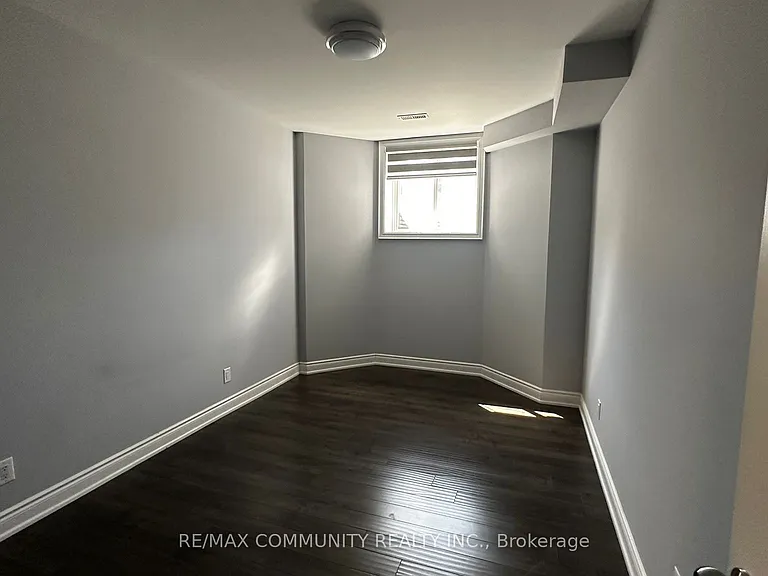 331 Morrish Rd — Photo 14