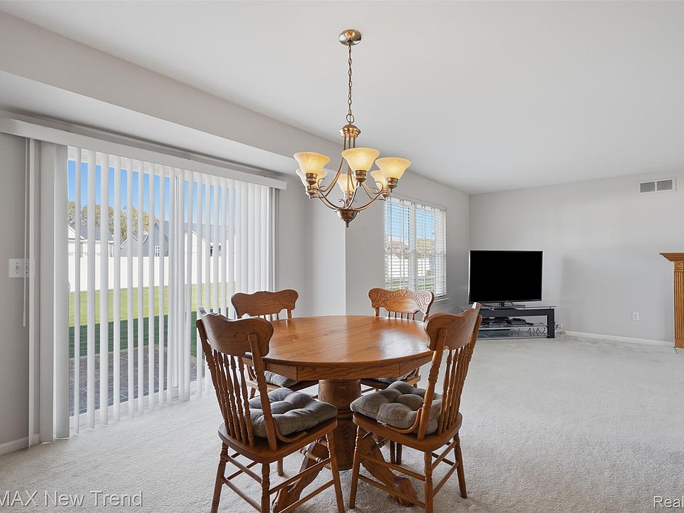 8795 Cove Ct, photo 12