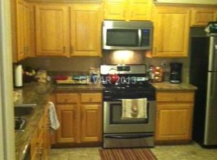 384 Blanca Springs Dr, Henderson, NV 89014