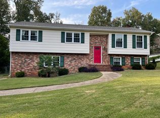 118 Hunters Trl, Greenville, SC 29615