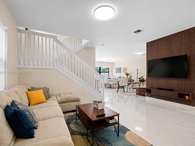 918 NE 191st St, Miami, FL, 33179