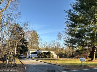 15 Georgia Tavern Road, Farmingdale, NJ 07727