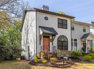 2411 Charleston Oaks Ln, Decatur, GA 30030