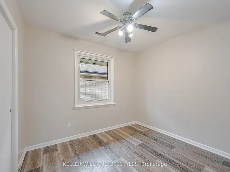 84 Wilson Ave #UPPER SE — Photo 11