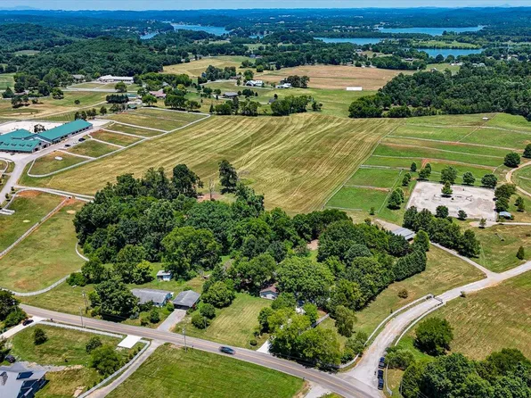 1213 Disco Loop Rd, Friendsville, TN 37737