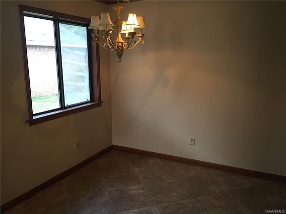 5th image of 1529 Westminster Dr