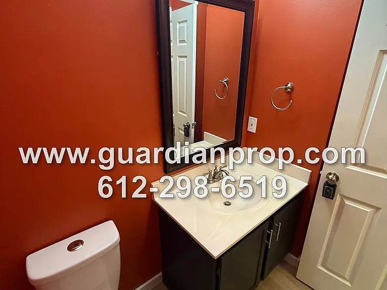 2678 Mallard Dr — Photo 6