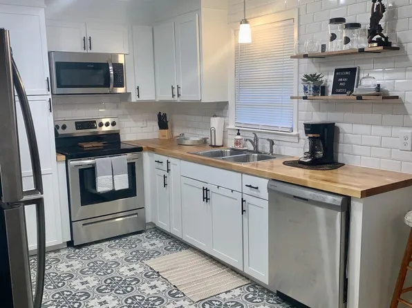 (undisclosed Address), Savannah, GA 31406