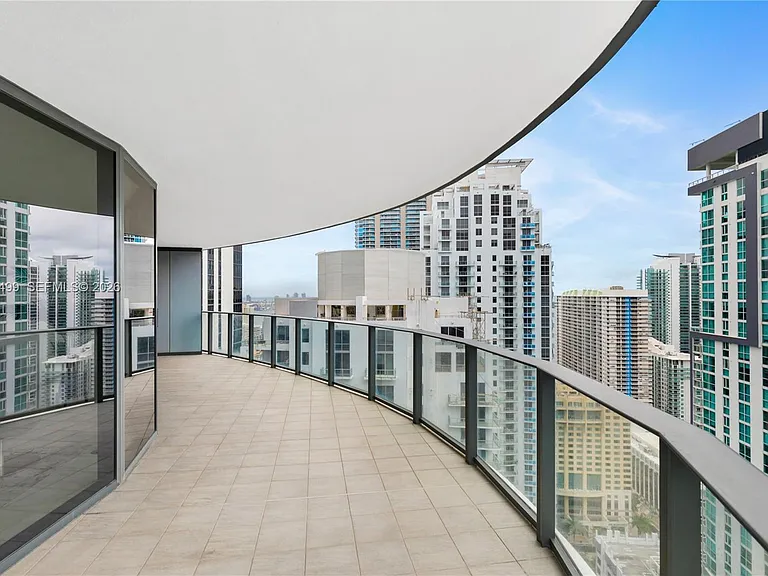 1000 Brickell Plz #3902 — Photo 58