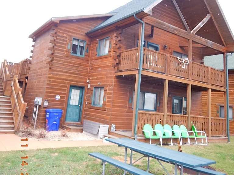 459B Overlook Ct — Photo 1