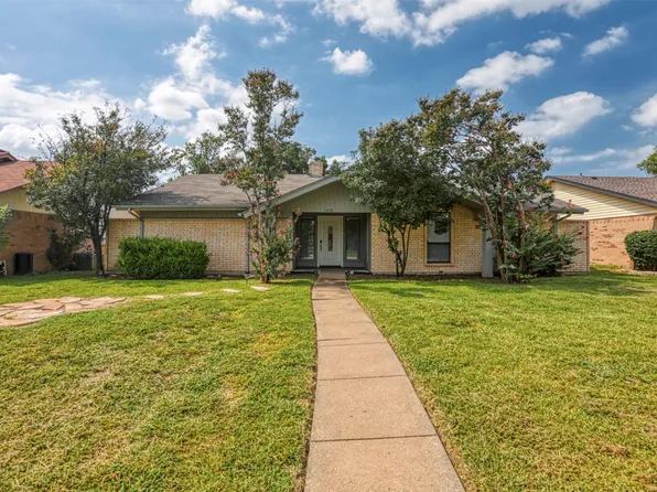 1034 Holland Dr, Garland, TX 75040