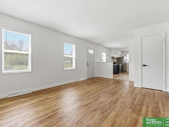 5th image of 7407 N 34th St