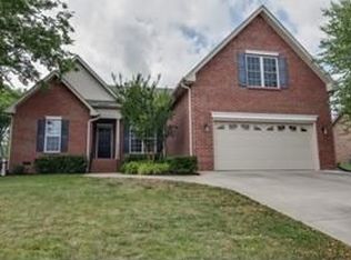 825 Renaissance Ave, Murfreesboro, TN 37129