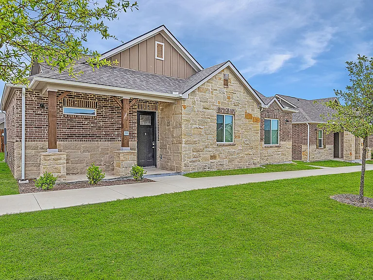 VLux Stoneridge — Photo 71
