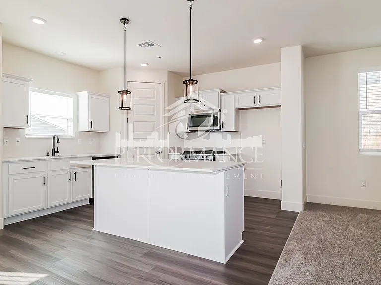 6611 Glacier Bay St — Photo 6