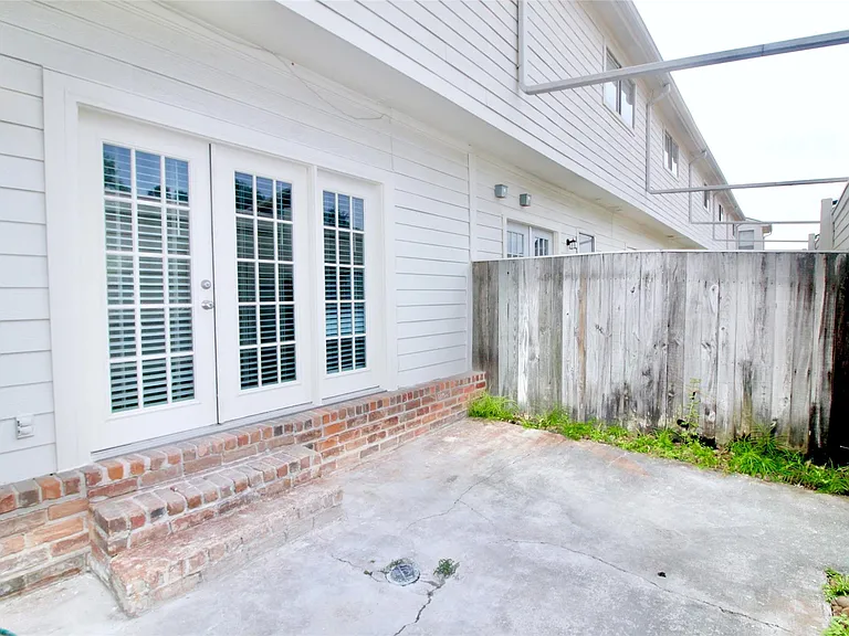 5916 Woodway Place Ct — Photo 14