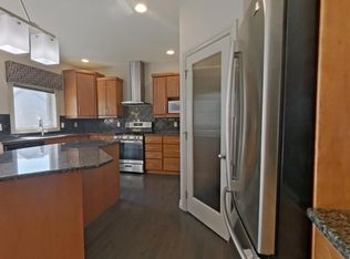6162 Maynard Cres NW, Edmonton, AB T6R0H8