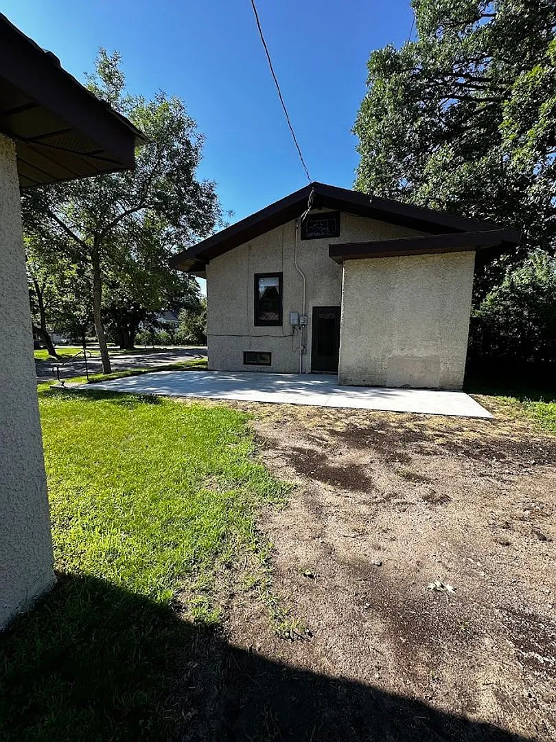 3 Bedroom, 1 Bathroom Single Family Home - Staples — Photo 2